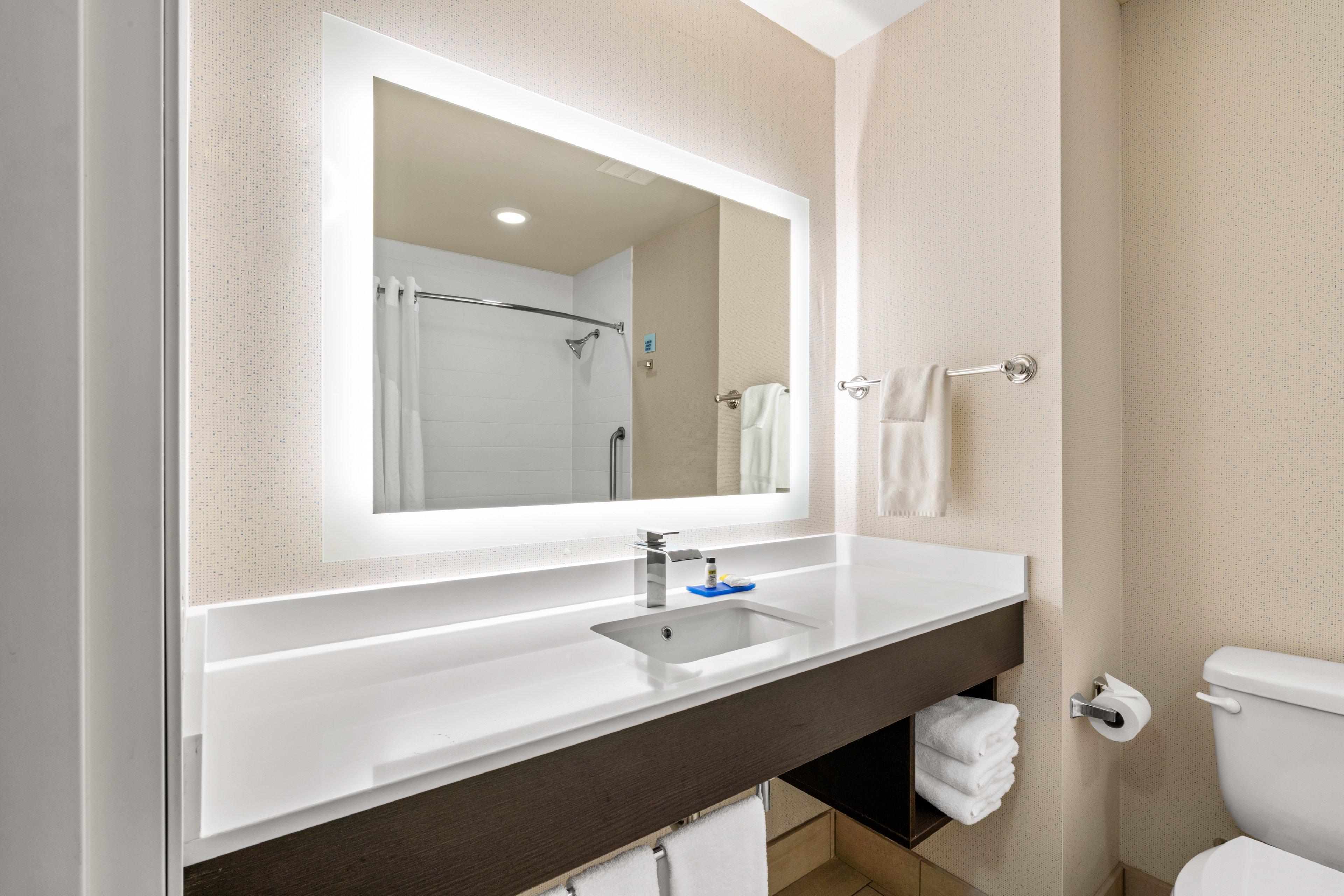 Holiday Inn Express And Suites Klamath クラマス・フォールズ エクステリア 写真