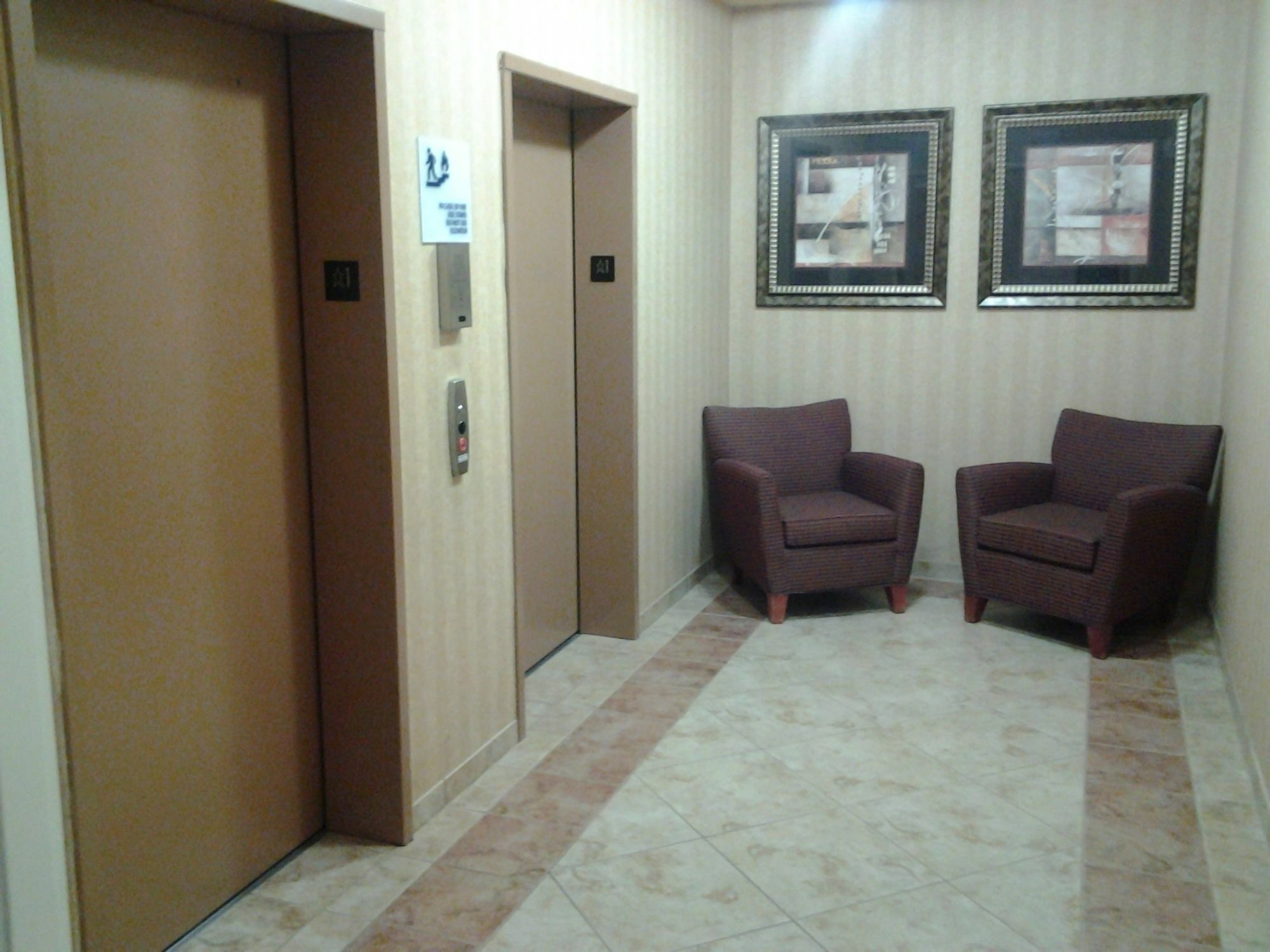 Holiday Inn Express And Suites Klamath クラマス・フォールズ エクステリア 写真