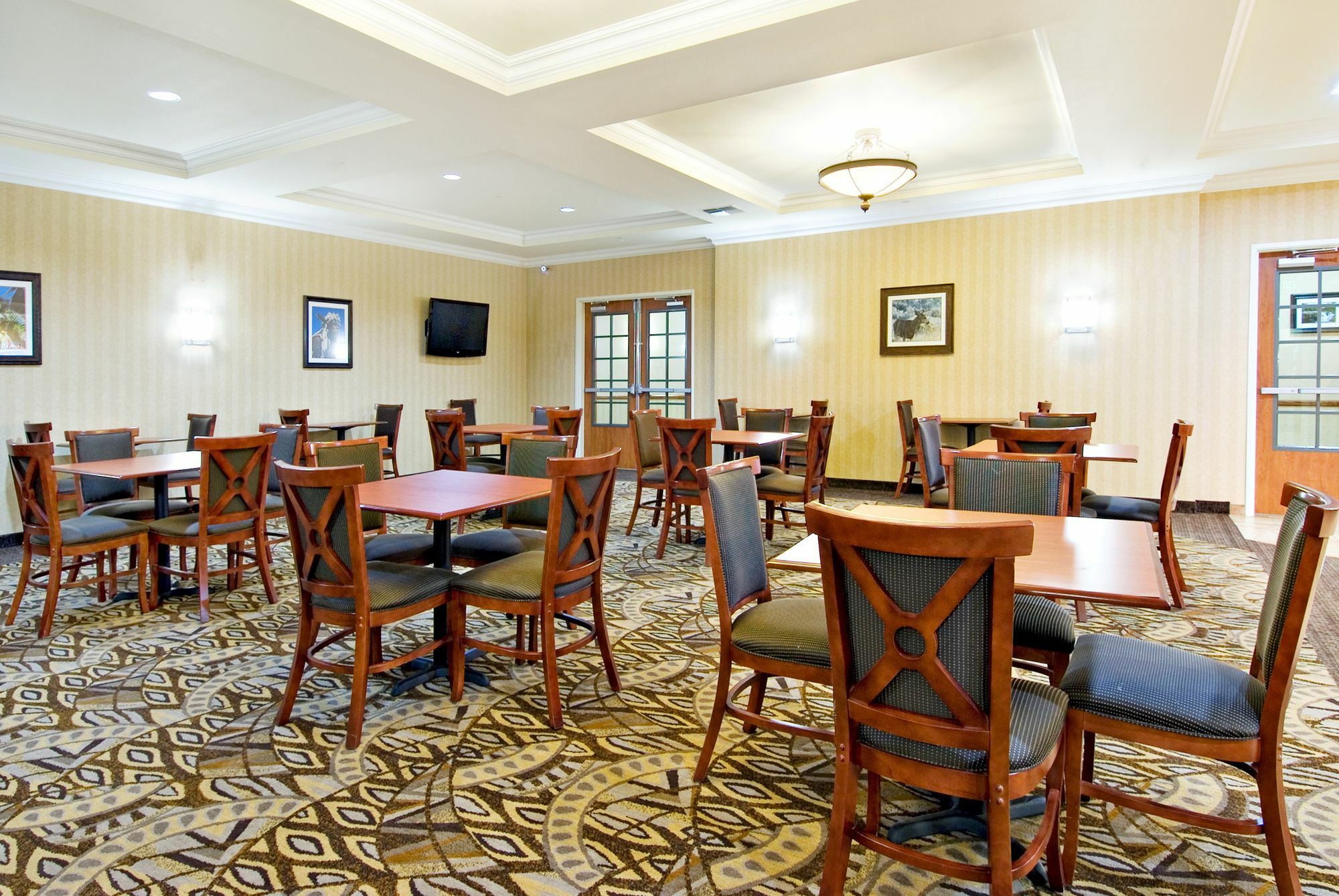 Holiday Inn Express And Suites Klamath クラマス・フォールズ エクステリア 写真